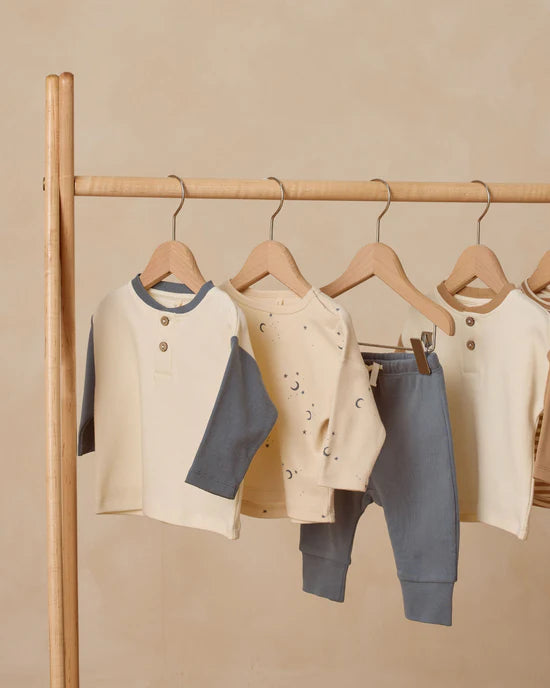 Long Sleeve Henly Tee in Ocean by Quincy Mae