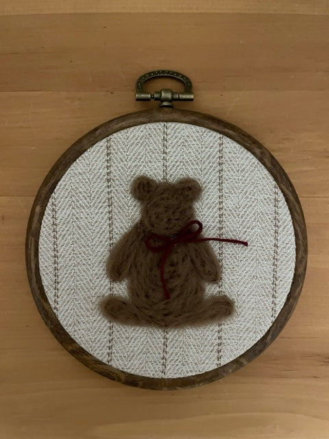 circle bear with plum bow
